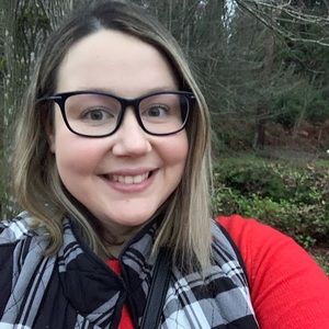 Meet your posher Amanda! 💕